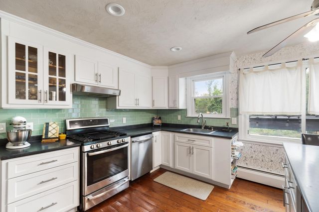 53 Hardy Drive, Leominster, MA 01453