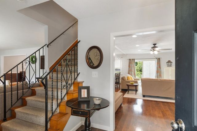 53 Hardy Drive, Leominster, MA 01453