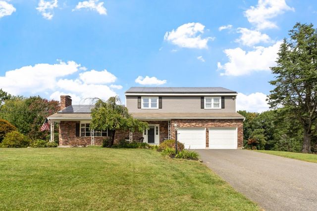 53 Hardy Drive, Leominster, MA 01453