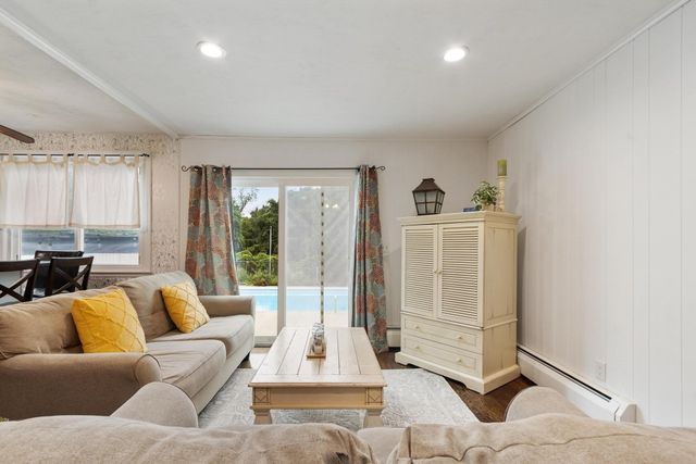 53 Hardy Drive, Leominster, MA 01453