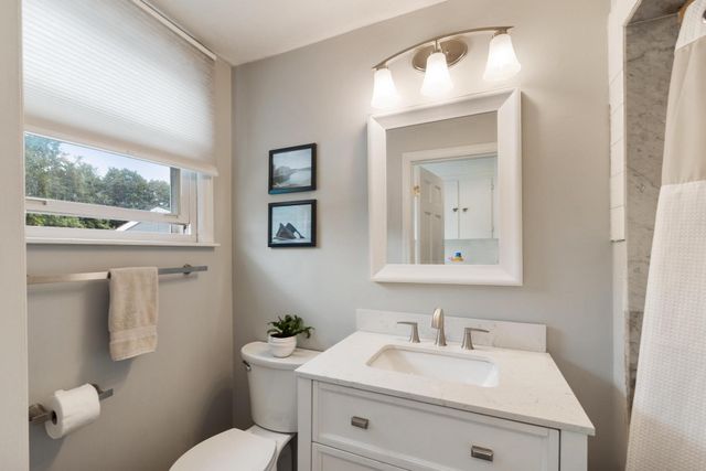 53 Hardy Drive, Leominster, MA 01453