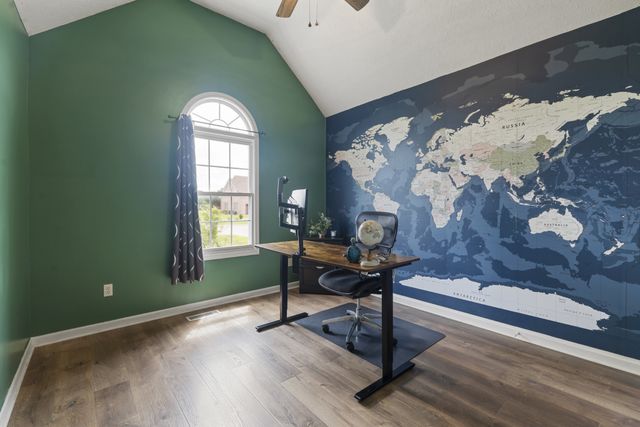 121 Golfers Cir, Portland, TN 37148