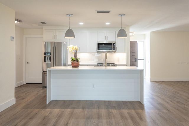 4 SEA HAWK DRIVE, Ormond Beach, FL 32176