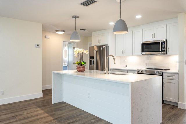 4 SEA HAWK DRIVE, Ormond Beach, FL 32176