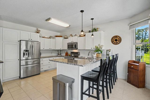 13154 Acacia Drive, Grand Haven, MI 49417