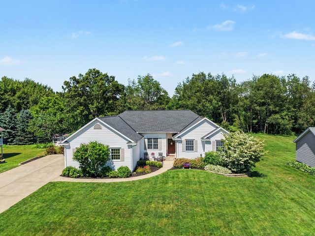 13154 Acacia Drive, Grand Haven, MI 49417