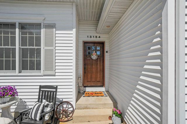 13154 Acacia Drive, Grand Haven, MI 49417
