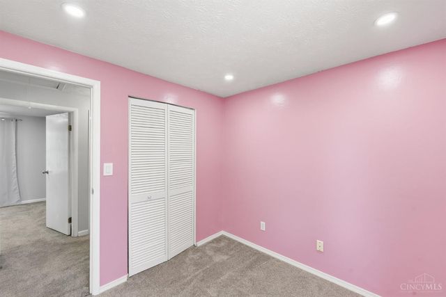 487 Brunswick Drive, Forest Park, OH 45240