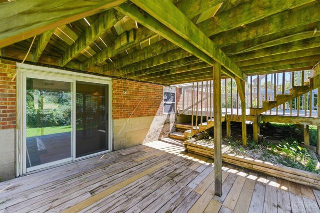 487 Brunswick Drive, Forest Park, OH 45240