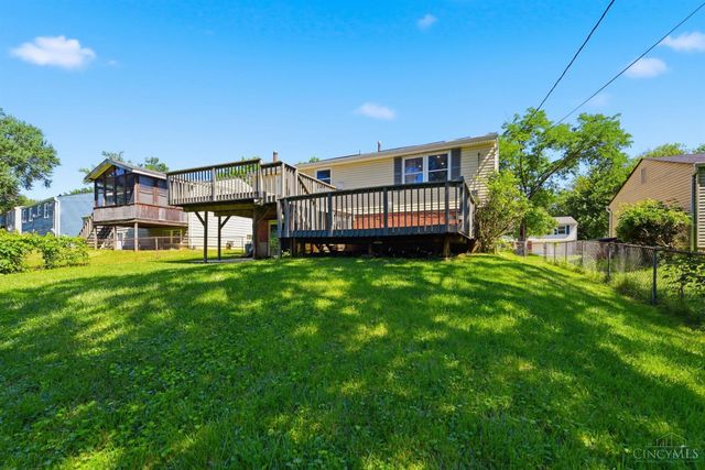 487 Brunswick Drive, Forest Park, OH 45240