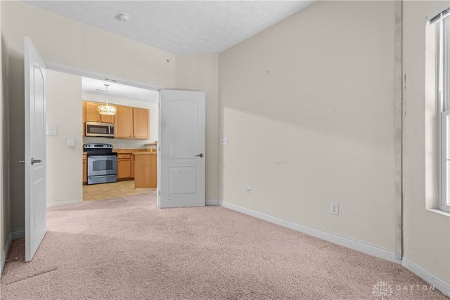 3142 Grand Falls Boulevard, Deerfield Twp, OH 45039