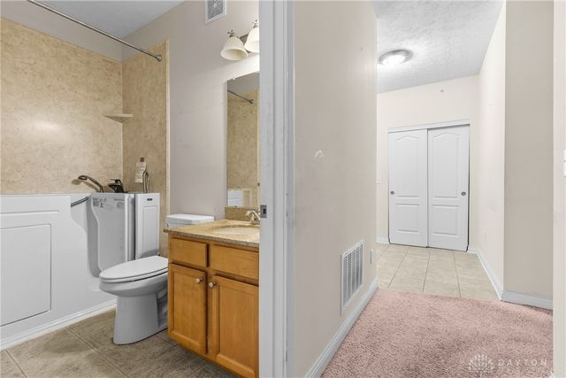 3142 Grand Falls Boulevard, Deerfield Twp, OH 45039