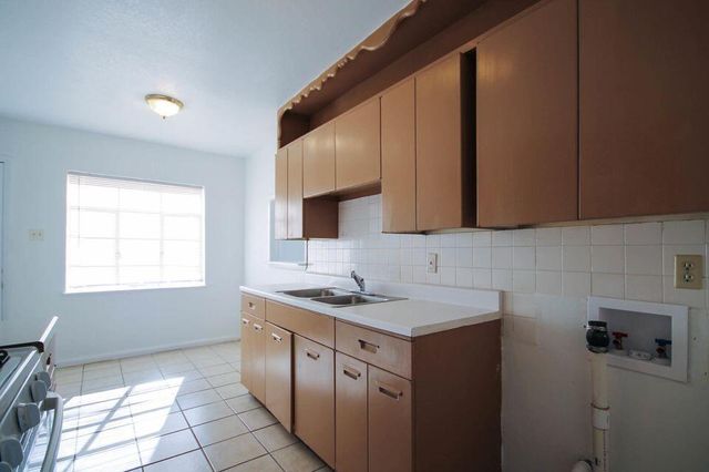 209 SAN SABA Road, El Paso, TX 79912