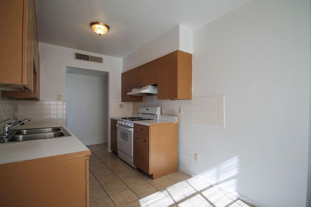 209 SAN SABA Road, El Paso, TX 79912