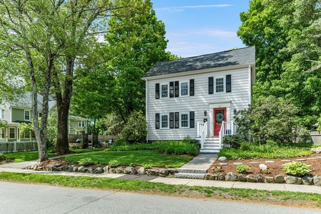 38 Berkeley St, Reading, MA 01867