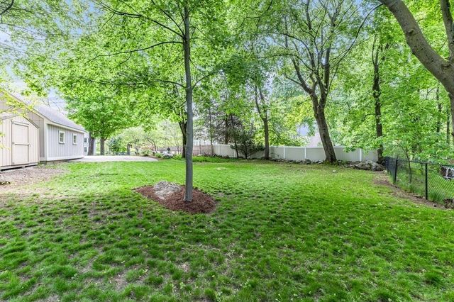 38 Berkeley St, Reading, MA 01867