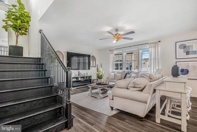 10103 GOVERNORS LN, Fredericksburg, VA 22408