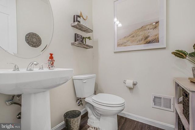 10103 GOVERNORS LN, Fredericksburg, VA 22408