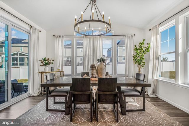 10103 GOVERNORS LN, Fredericksburg, VA 22408