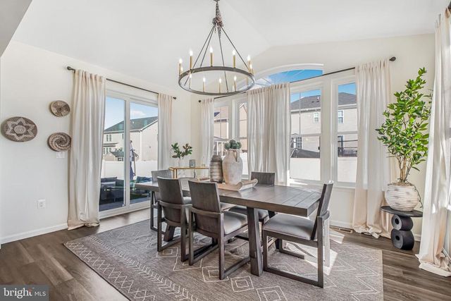 10103 GOVERNORS LN, Fredericksburg, VA 22408