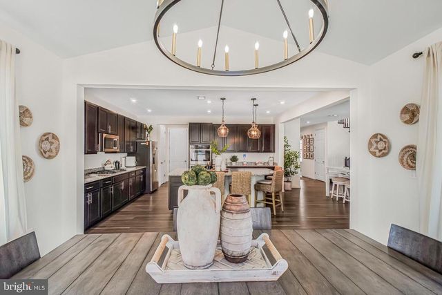 10103 GOVERNORS LN, Fredericksburg, VA 22408