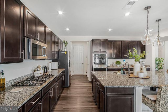 10103 GOVERNORS LN, Fredericksburg, VA 22408