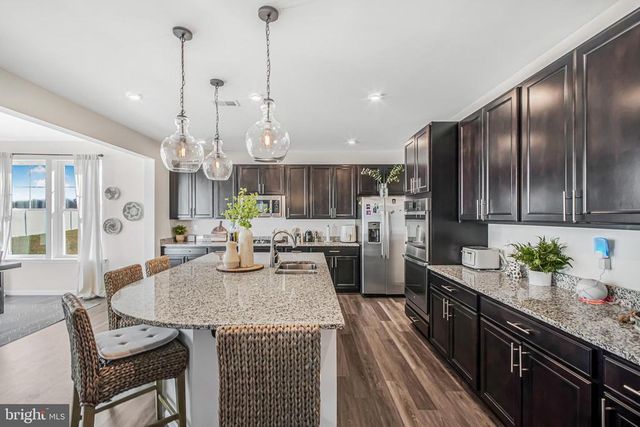 10103 GOVERNORS LN, Fredericksburg, VA 22408