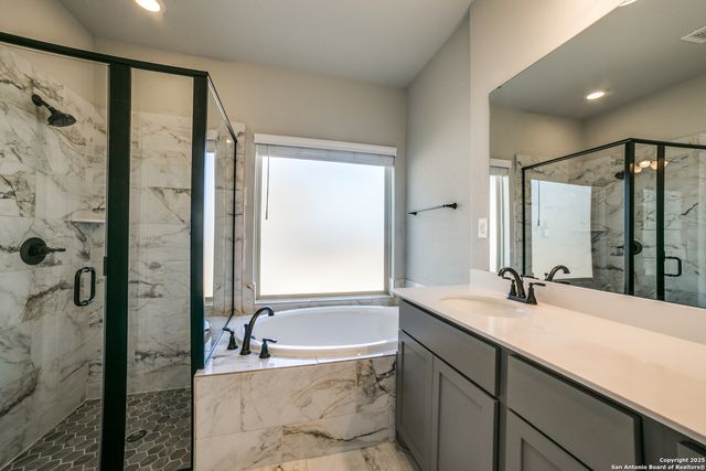 14147 Blind Bandit Creek, San Antonio, TX 78254