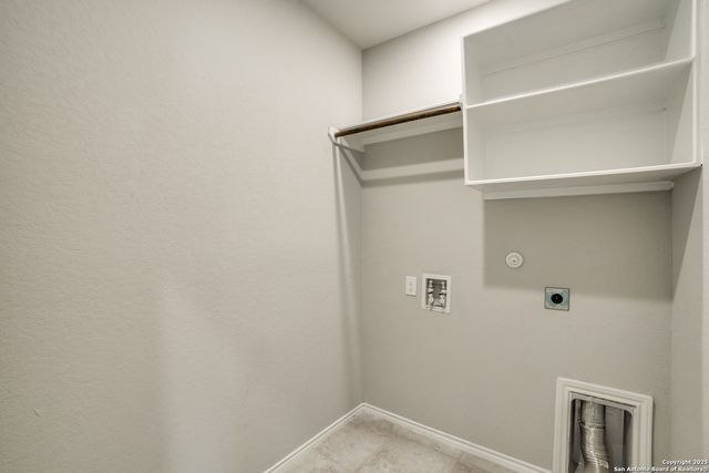 14147 Blind Bandit Creek, San Antonio, TX 78254