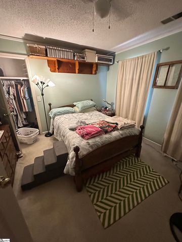 106 Clearmont Court, Easley, SC 29642