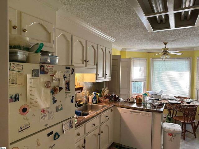 106 Clearmont Court, Easley, SC 29642