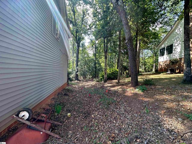 106 Clearmont Court, Easley, SC 29642