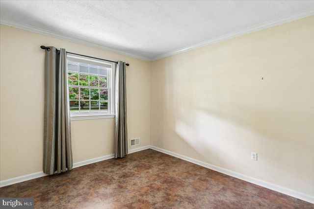 8516 THORNDEN TER, Bethesda, MD 20817