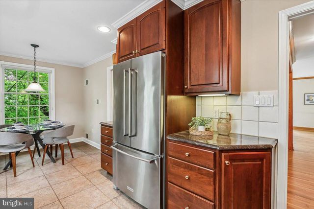 8516 THORNDEN TER, Bethesda, MD 20817