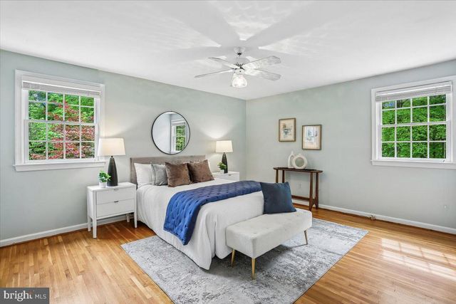 8516 THORNDEN TER, Bethesda, MD 20817