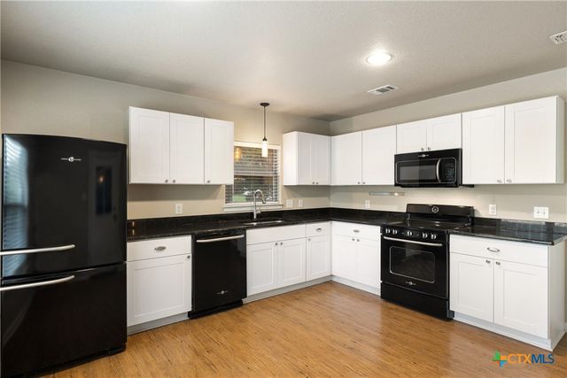 141 Cody Court, Canyon Lake, TX 78133