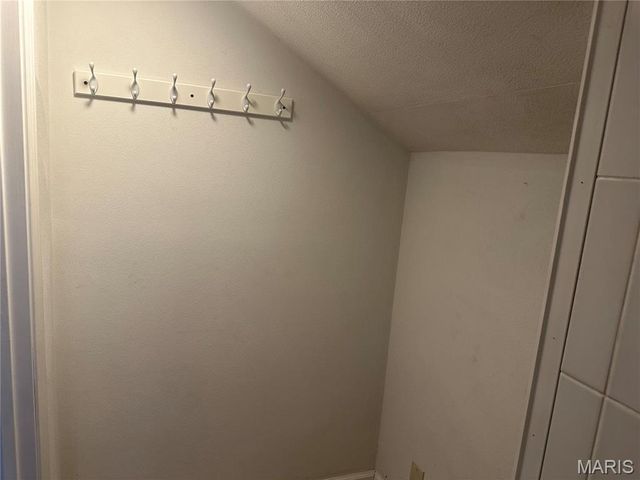 18 S 21st Street, Belleville, IL 62226