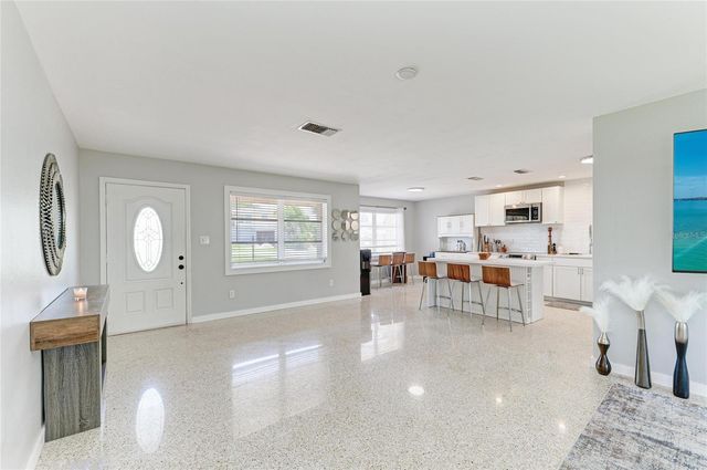 302 DONA DRIVE, Nokomis, FL 34275