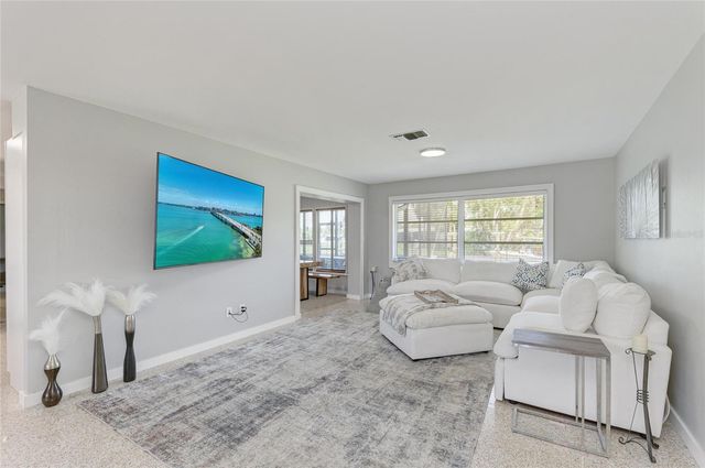 302 DONA DRIVE, Nokomis, FL 34275