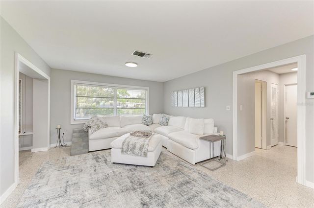 302 DONA DRIVE, Nokomis, FL 34275