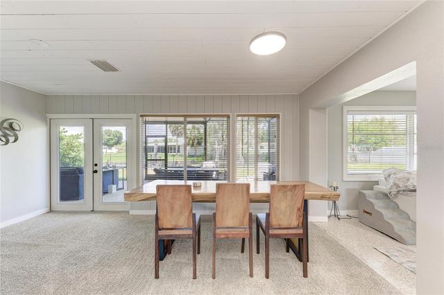 302 DONA DRIVE, Nokomis, FL 34275