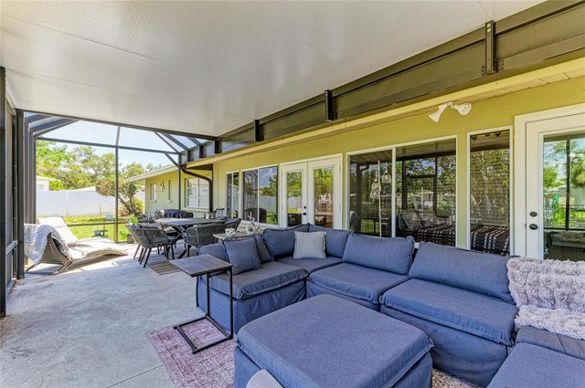 302 DONA DRIVE, Nokomis, FL 34275