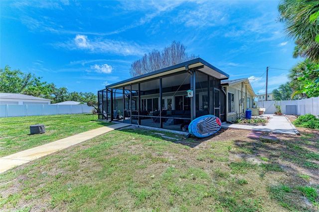 302 DONA DRIVE, Nokomis, FL 34275