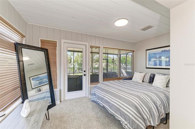302 DONA DRIVE, Nokomis, FL 34275