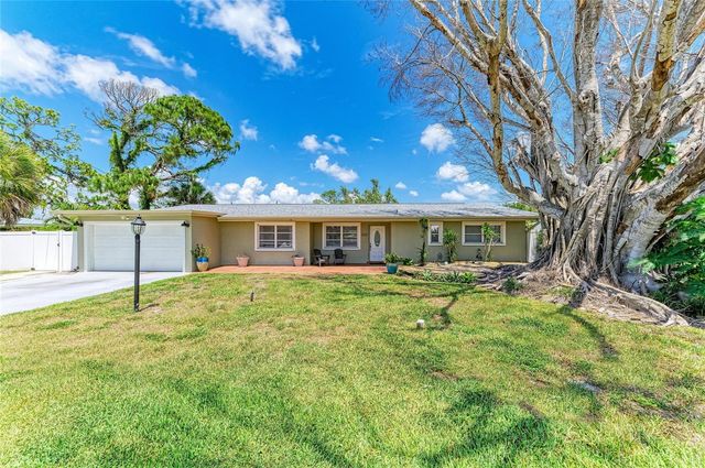302 DONA DRIVE, Nokomis, FL 34275