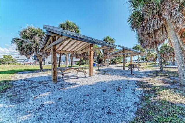 302 DONA DRIVE, Nokomis, FL 34275