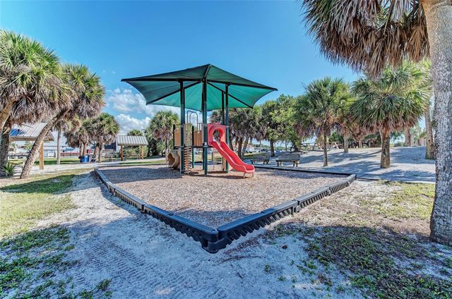 302 DONA DRIVE, Nokomis, FL 34275