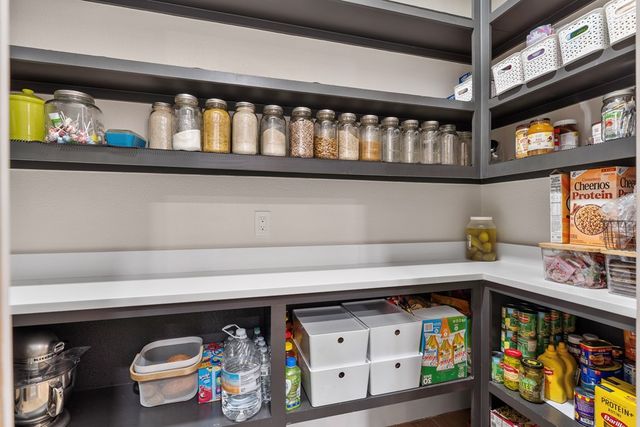 3 NE Armlei Dr, Andrews, TX 79714