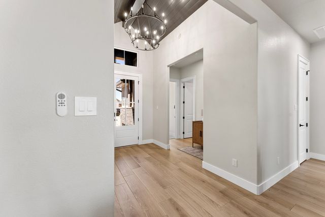 3 NE Armlei Dr, Andrews, TX 79714