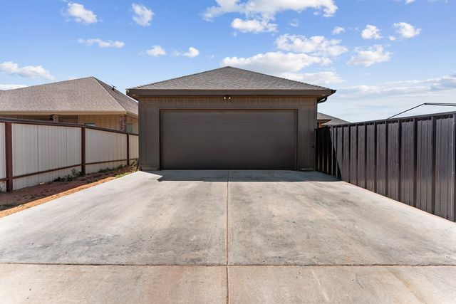 3 NE Armlei Dr, Andrews, TX 79714